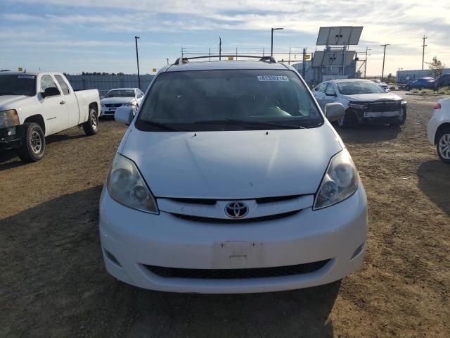 2006 Toyota Sienna XLE