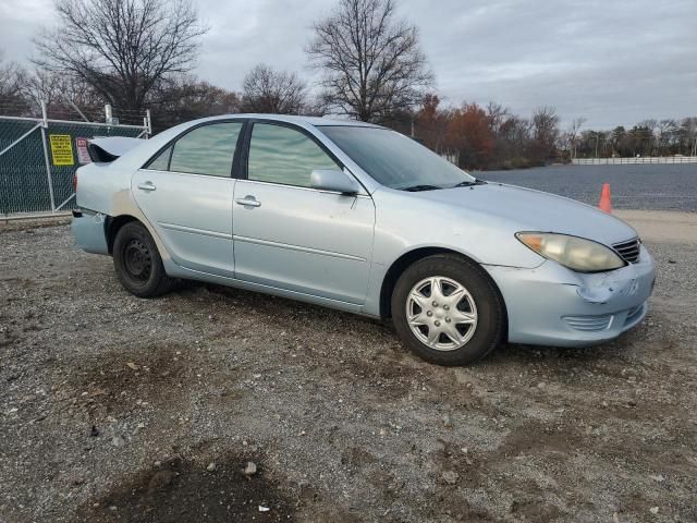 2005 Toyota Camry LE