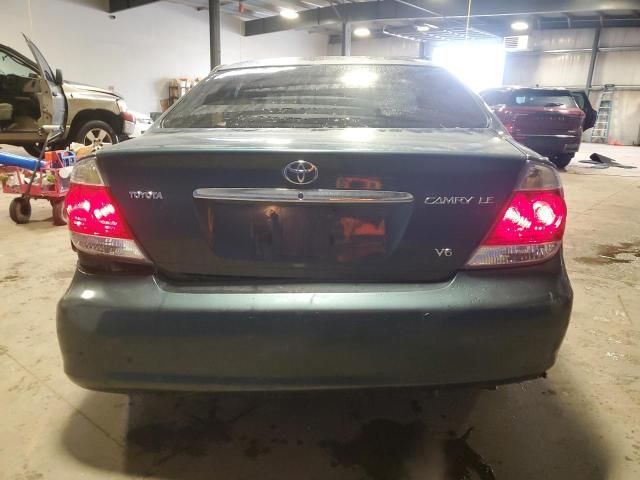 2005 Toyota Camry LE