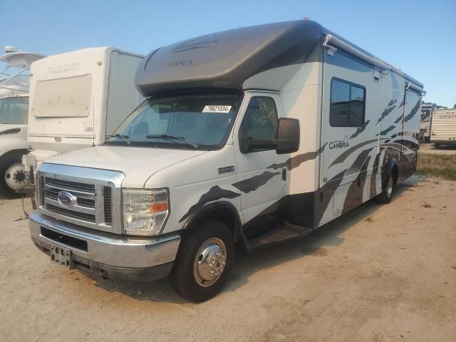 2011 Winnebago 2011 Ford Econoline E450 Super Duty Cutaway Van