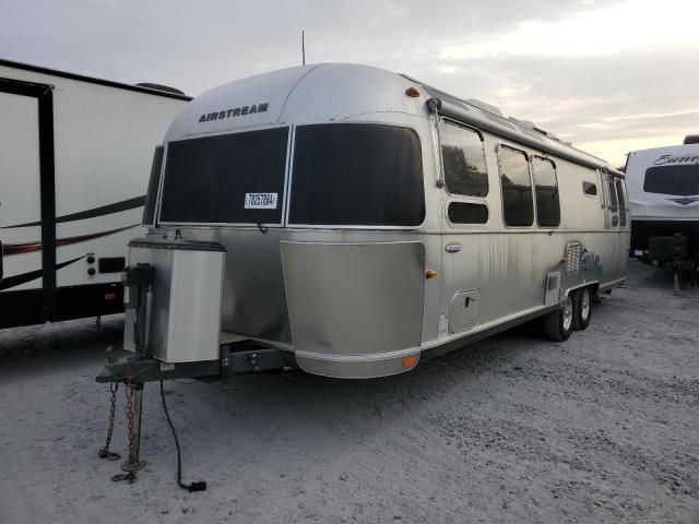 2015 Airstream Camper