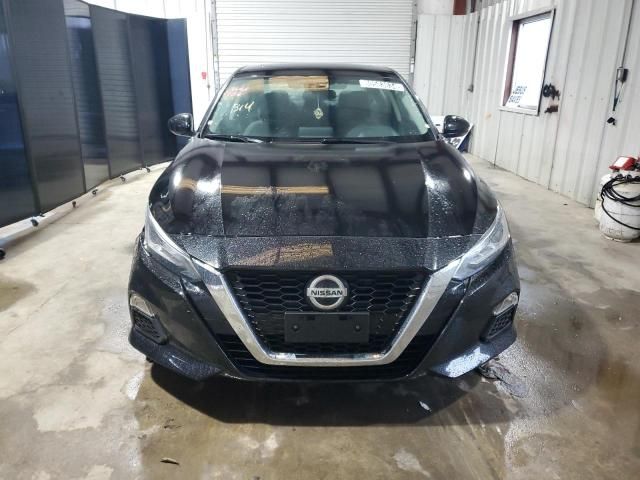 2022 Nissan Altima SV