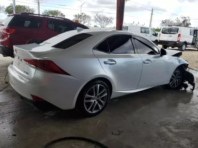 2020 Lexus IS 300