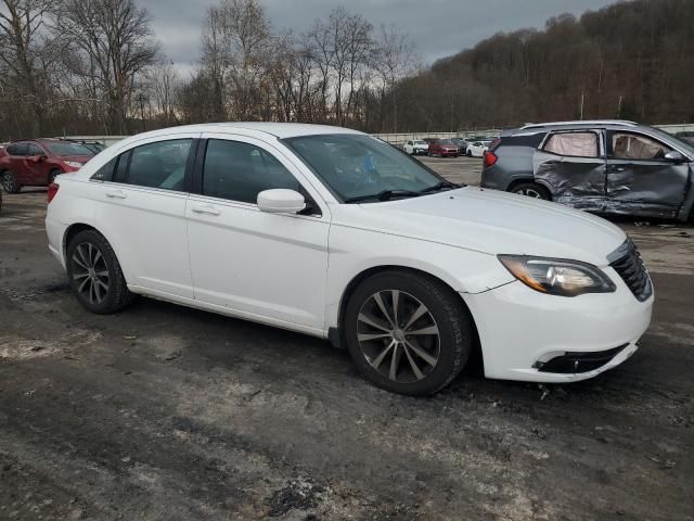 2014 Chrysler 200 Touring