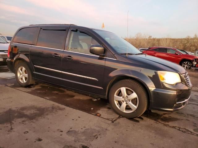 2014 Chrysler Town & Country Touring