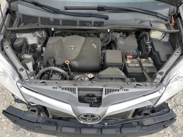 2019 Toyota Sienna XLE