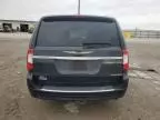 2013 Chrysler Town & Country Touring L