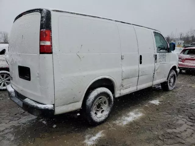 2016 Chevrolet Express G2500