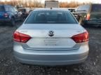 2015 Volkswagen Passat SE