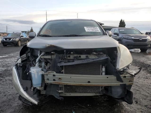 2013 Nissan Versa S