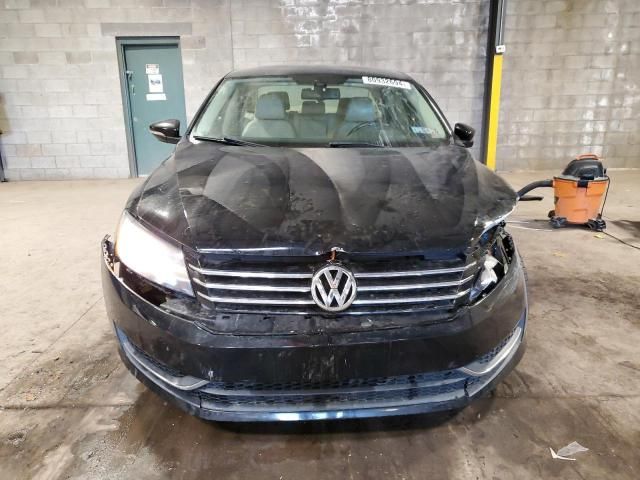 2012 Volkswagen Passat SE