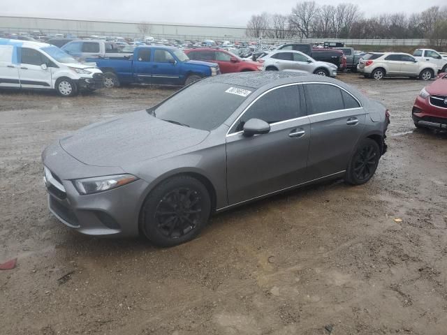 2019 Mercedes-Benz A 220