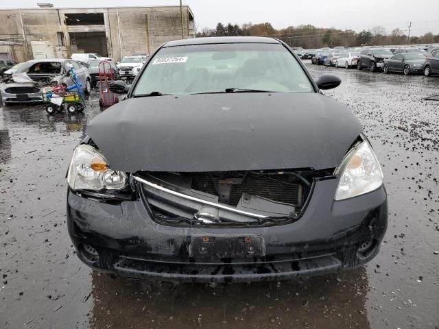 2004 Nissan Altima Base