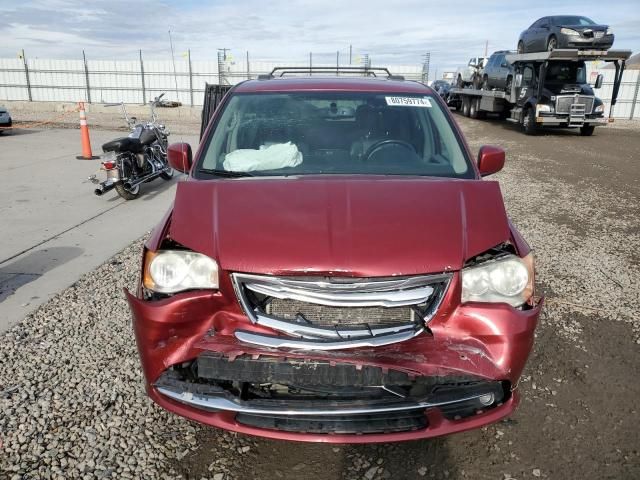 2012 Chrysler Town & Country Touring