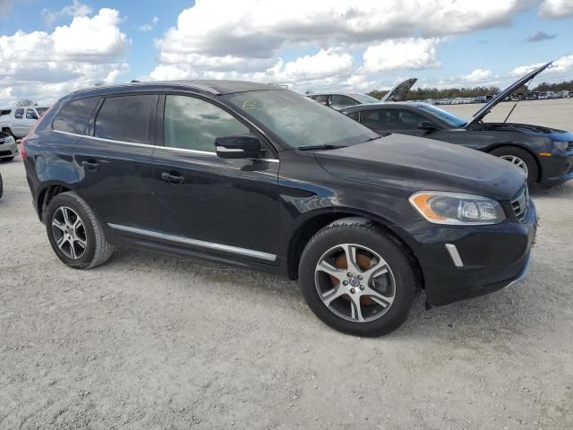 2015 Volvo XC60 T6 Platinum