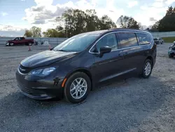 Chrysler Voyager lxi Vehiculos salvage en venta: 2020 Chrysler Voyager LXI