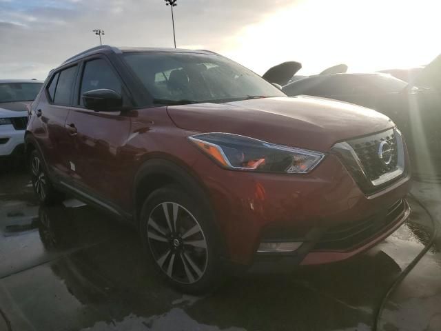 2020 Nissan Kicks SR