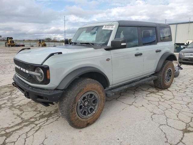 2023 Ford Bronco Base