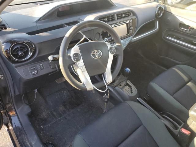 2016 Toyota Prius C