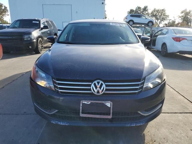 2015 Volkswagen Passat S