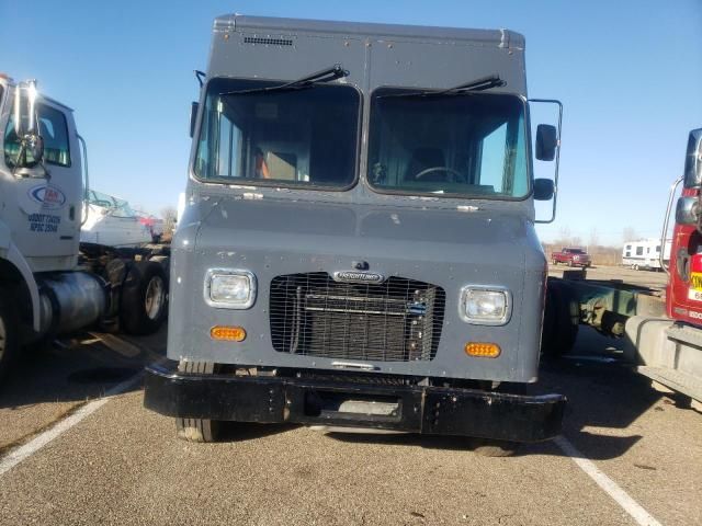 2020 Freightliner Chassis M Line WALK-IN Van