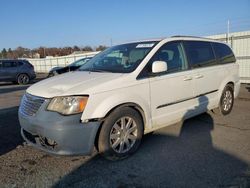 Vehiculos salvage en venta de Copart Pennsburg, PA: 2013 Chrysler Town & Country Touring