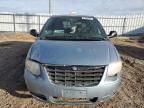 2005 Chrysler Town & Country LX