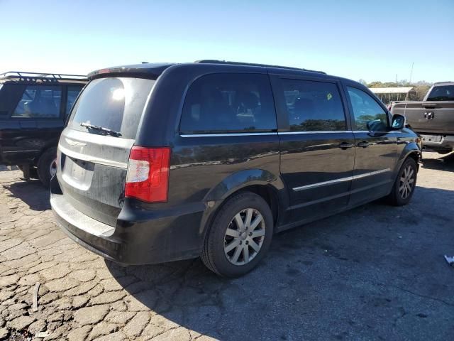 2011 Chrysler Town & Country Touring L