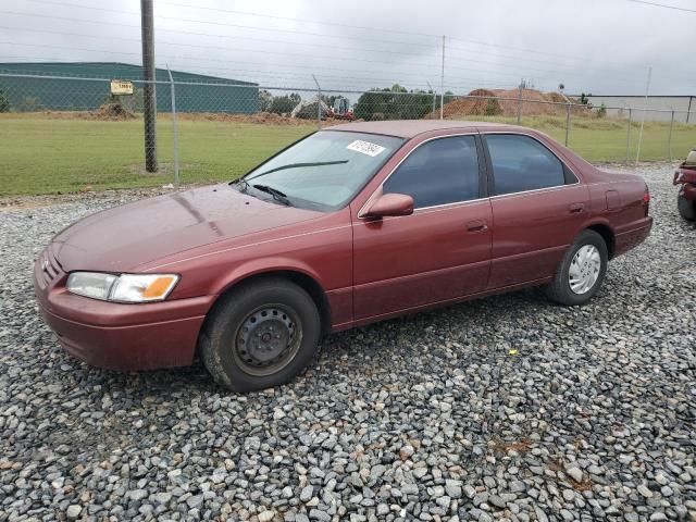 1999 Toyota Camry LE