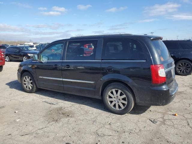 2013 Chrysler Town & Country Touring