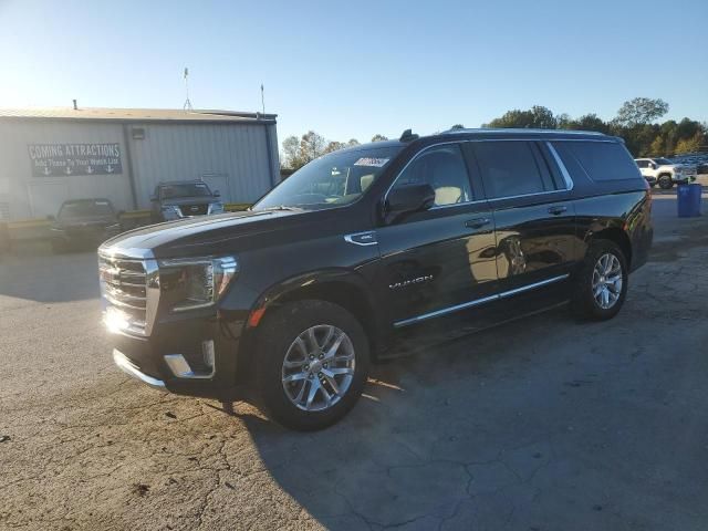 2022 GMC Yukon XL C1500 SLT