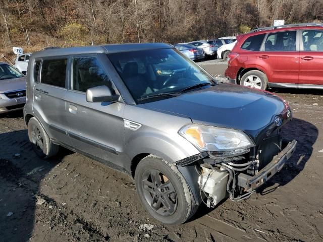 2010 KIA Soul +