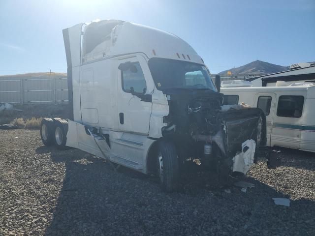 2023 Freightliner Cascadia 126