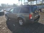 2005 Nissan Pathfinder LE