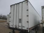 2001 Trail King Trailer