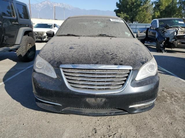 2014 Chrysler 200 LX