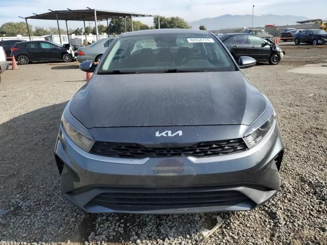 2022 KIA Forte FE