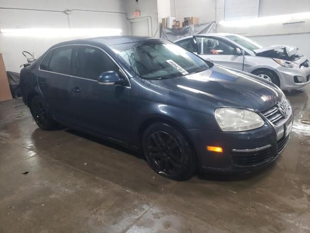 2005 Volkswagen New Jetta 2.5L Option Package 2