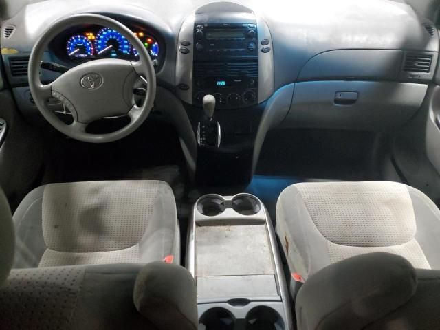 2008 Toyota Sienna CE