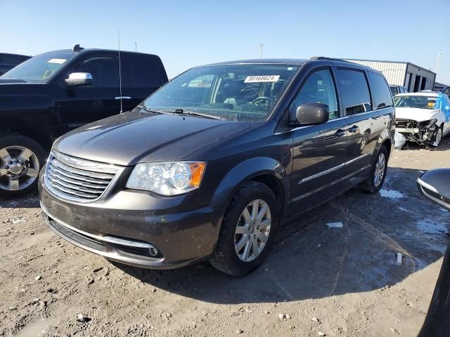 2016 Chrysler Town & Country Touring