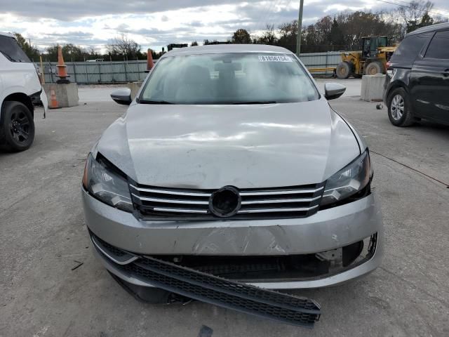 2012 Volkswagen Passat SE