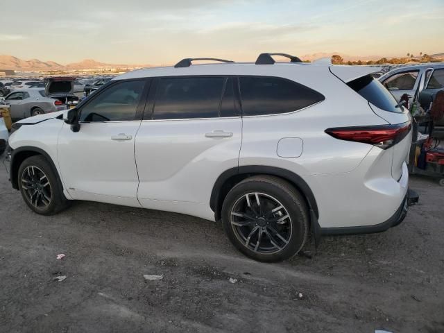 2022 Toyota Highlander Hybrid Limited