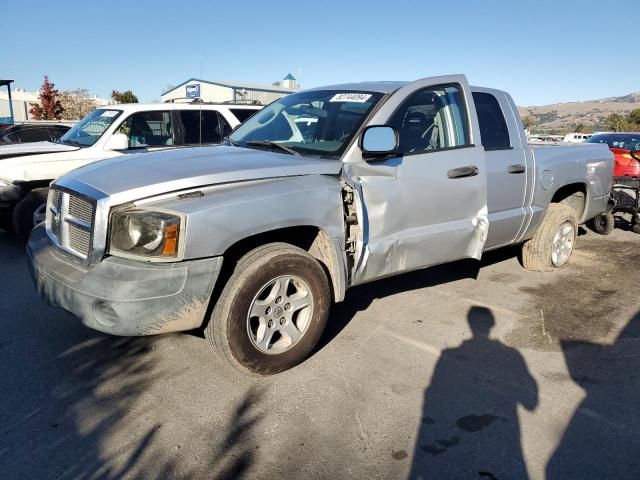 2007 Dodge Dakota Quad SLT