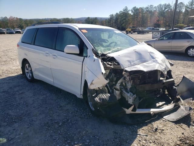 2011 Toyota Sienna LE