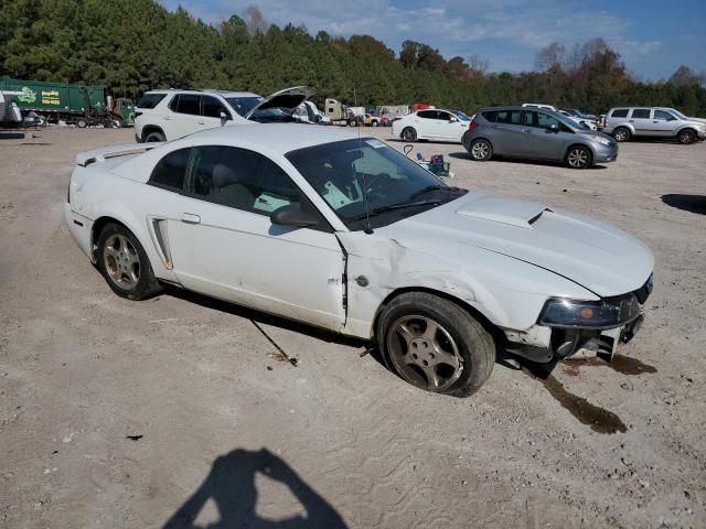 2004 Ford Mustang