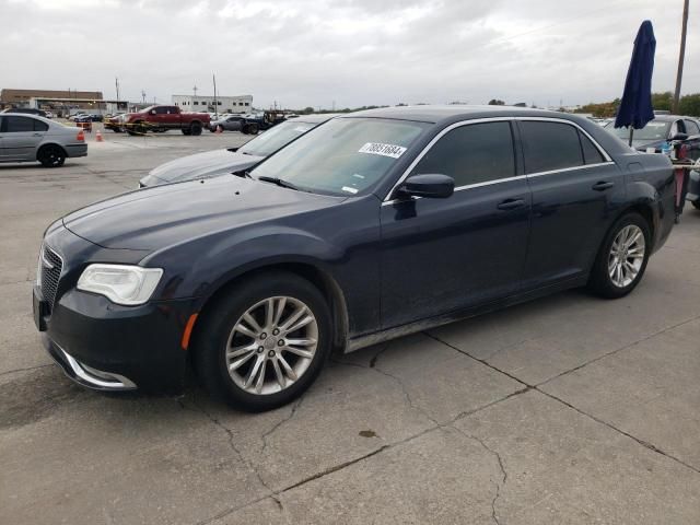 2018 Chrysler 300 Touring