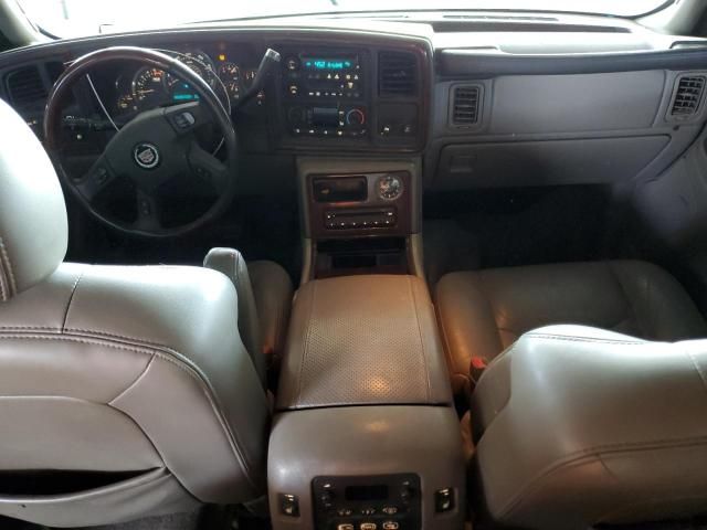 2005 Cadillac Escalade Luxury