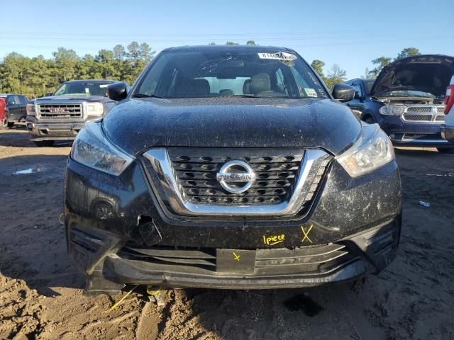 2020 Nissan Kicks S