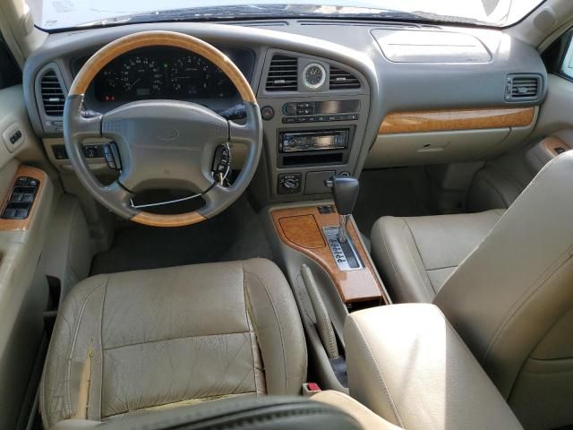 2001 Infiniti QX4