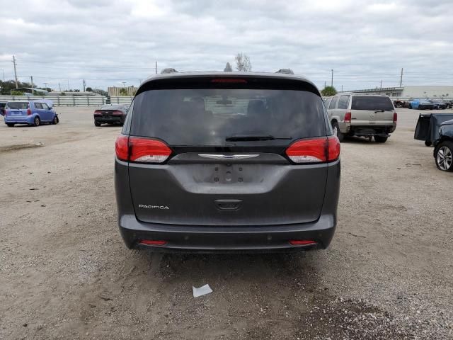 2018 Chrysler Pacifica LX